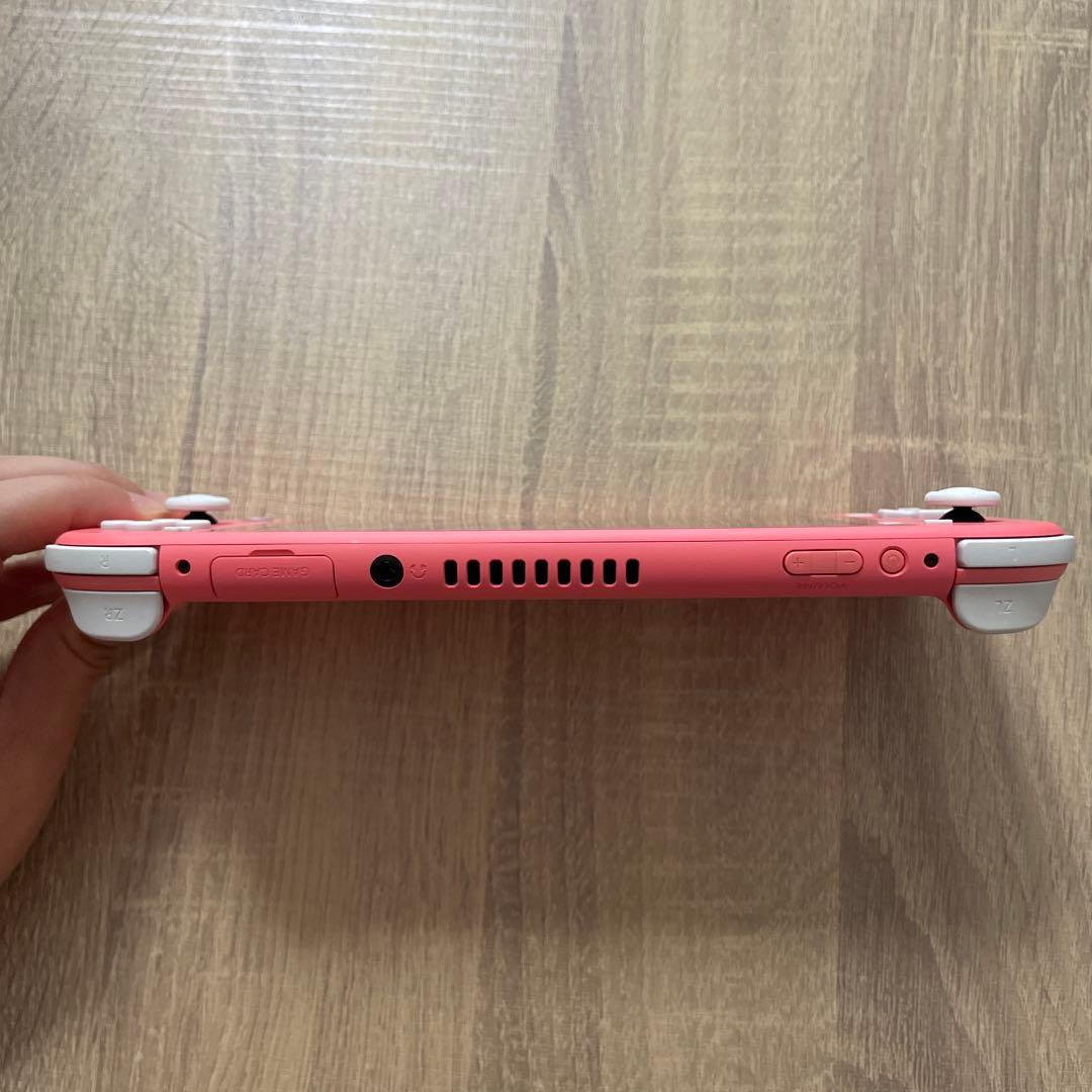 任天堂 Switch Lite コーラルピンク 本体 充電器・ケース付き