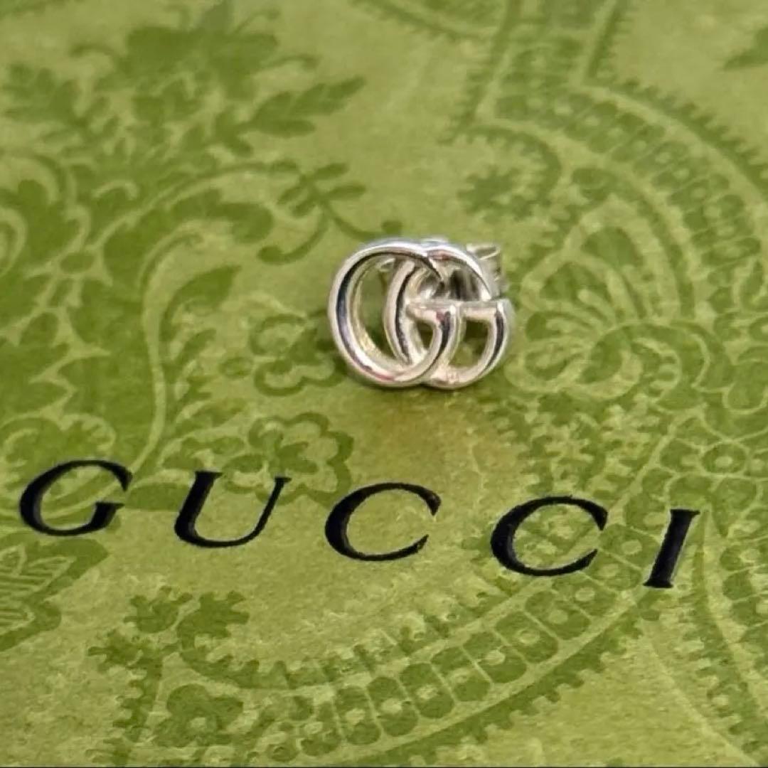 GUCCI gg ロゴ ピアス シルバー 925