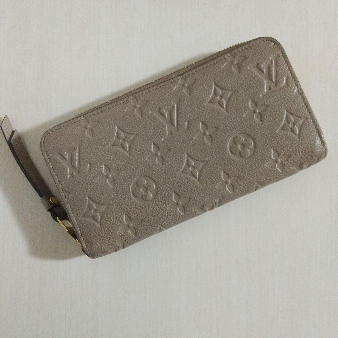 LOUIS VUITTON アンプラント ジッピーウォレット