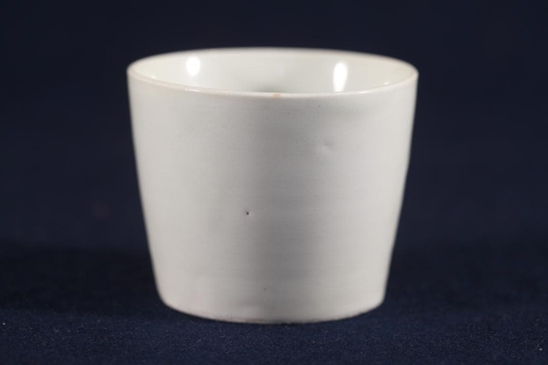 194　古伊万里白磁蕎麦猪口　江戸中期