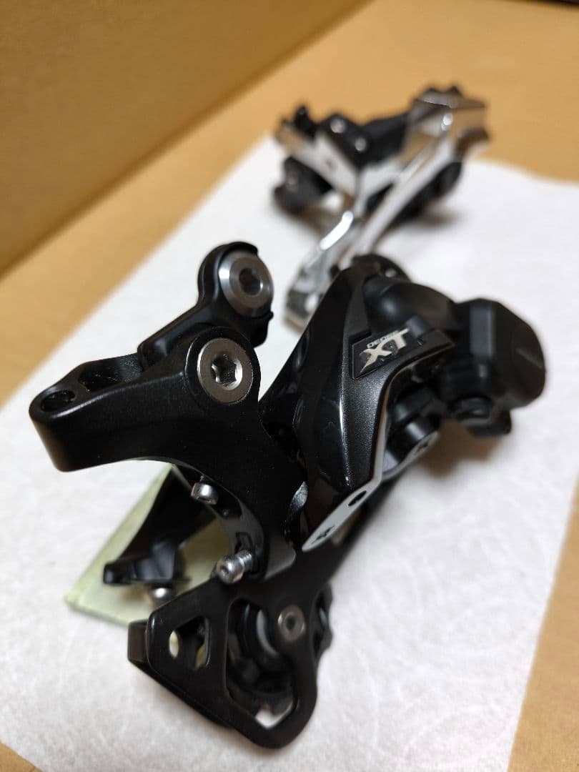 セット フロントとリアディレイラー 11速 シマノ XT M8000