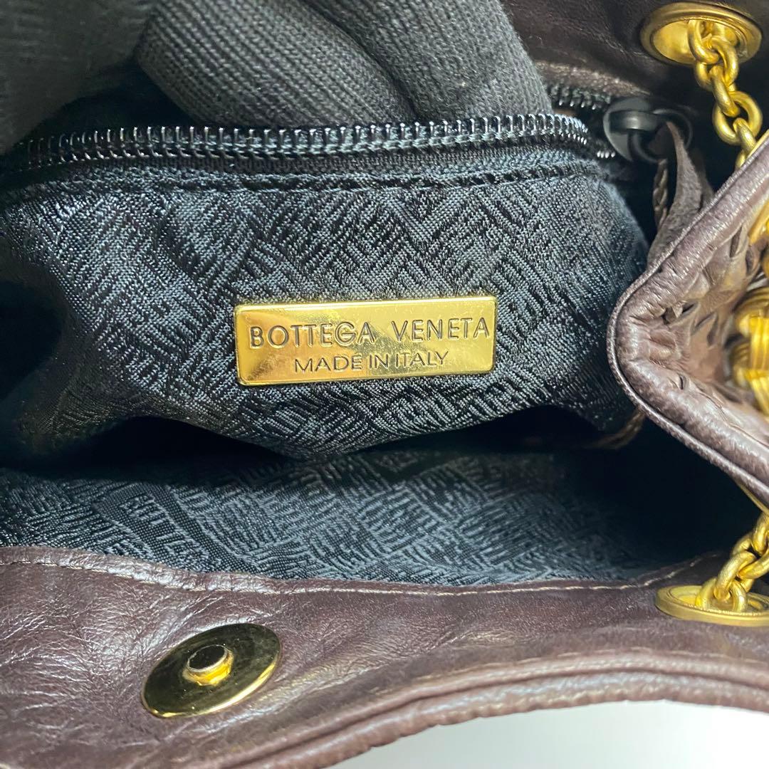 ボッテガヴェネタ ブラウン チェーンショルダーバッグ イントレチャート