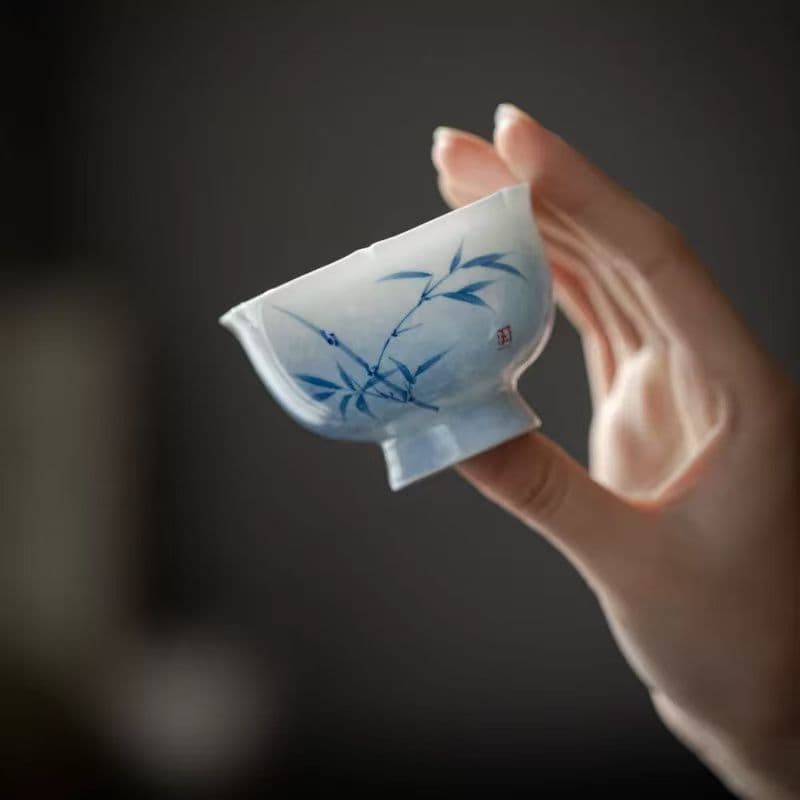 竹模様の陶器カップ