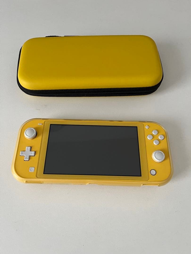 【美品】Nintendo Switch Lite イエロー 本体(ケース付き)