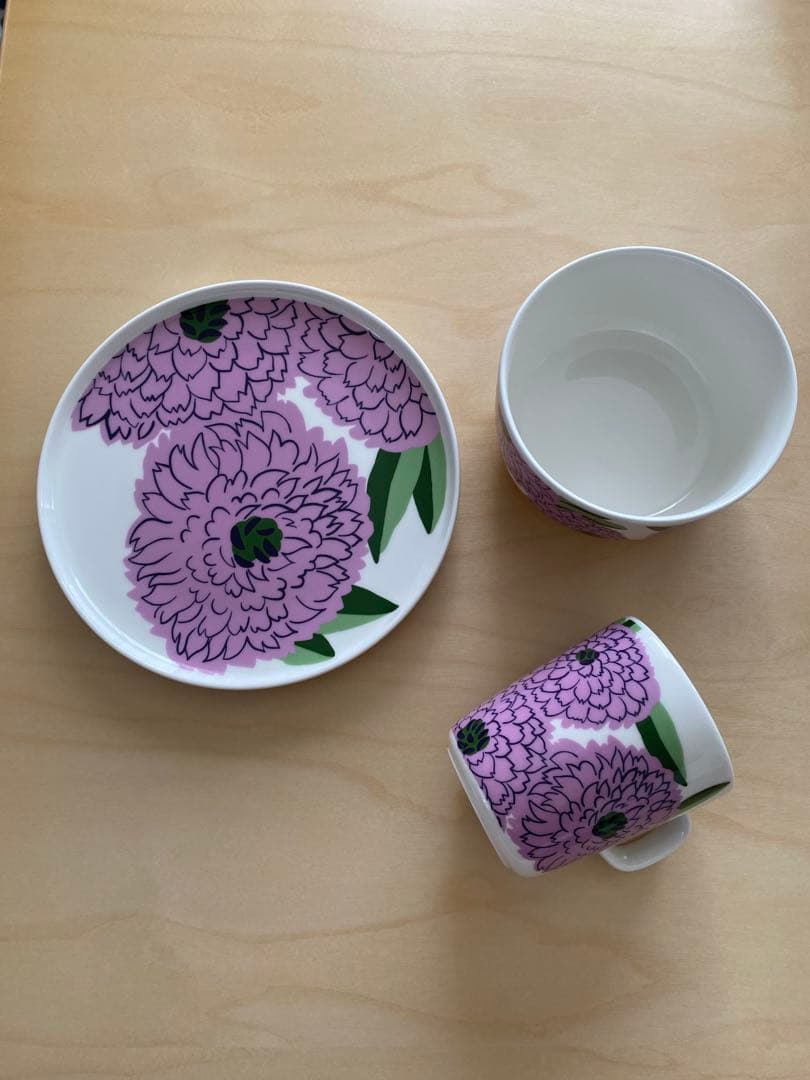 マリメッコ　プリマヴェーラ　マグカップ　ボウル & プレート　３点セット