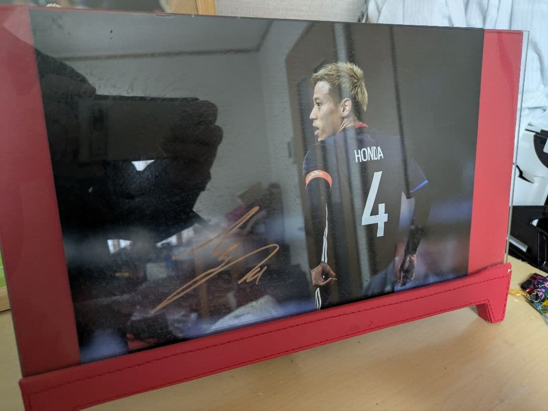 本田圭佑 サイン入り写真 4番