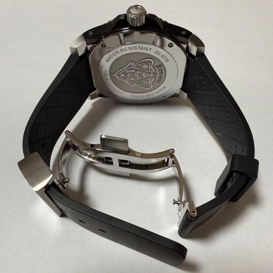 GUCCI Dive ブラック ラバーベルト 200M防水(45mm)