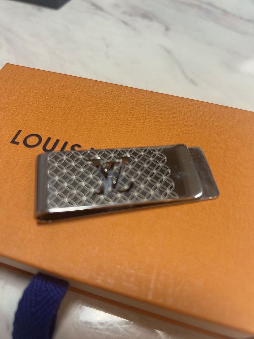 LOUIS VUITTON マネークリップ ステンレス