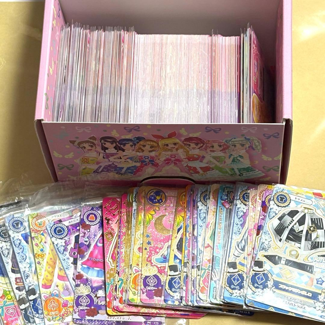 アイカツカード　約330枚　まとめ売り　カードボックス付