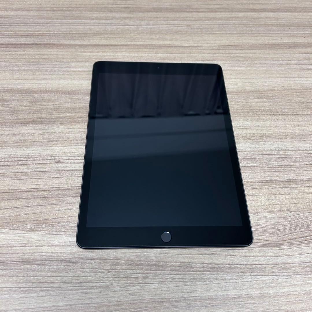 ハ*ム様 iPad 8 本体 第8世代 グレー 本体 APPLE