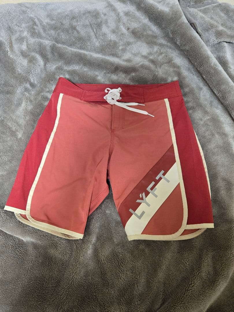 LYFT サーフパンツ Sサイズ