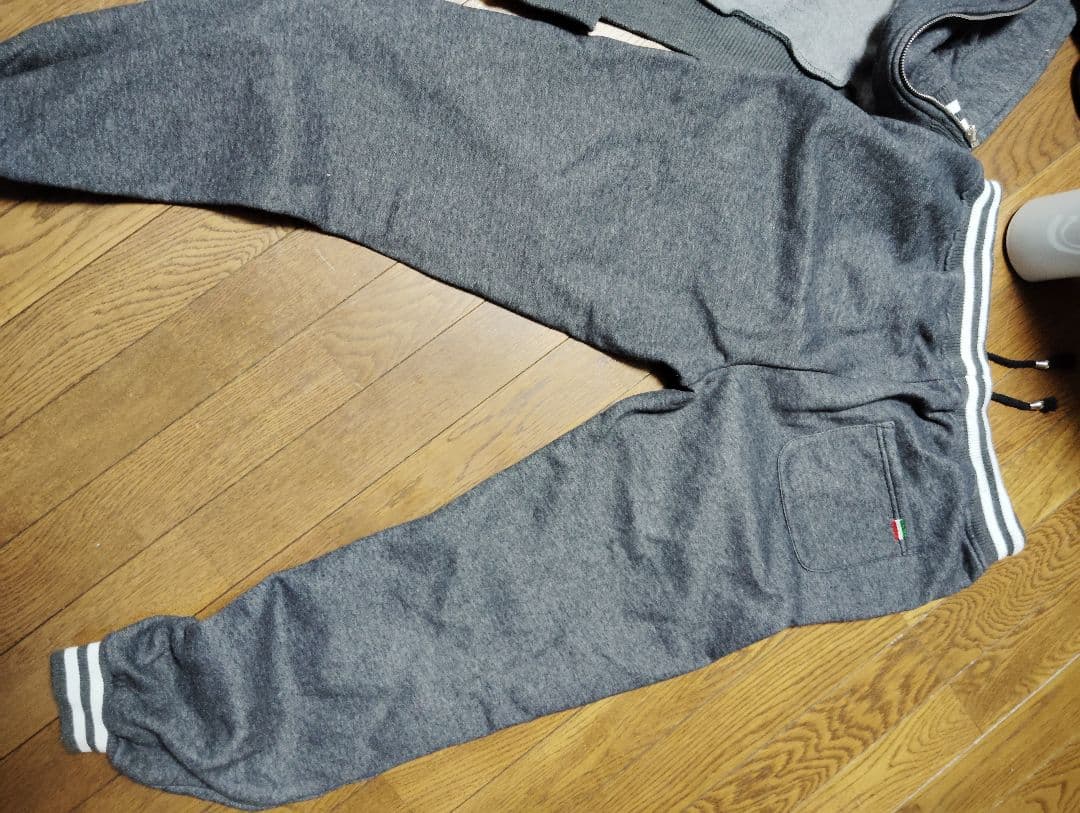 グレー ジャージ上下セット フード付き