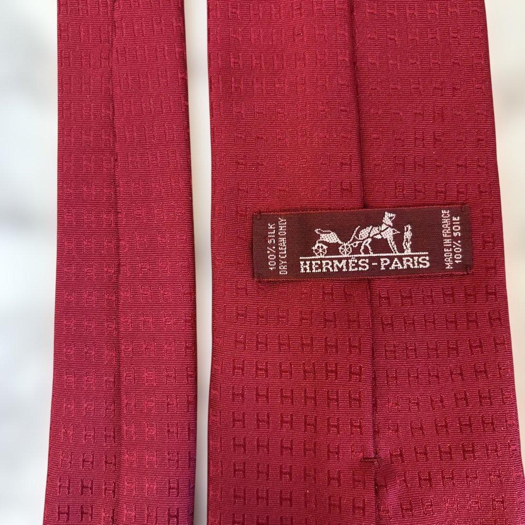 【美品✨】HERMES ネクタイ　レッド　赤　ファソネ　H柄　刺繍　総柄
