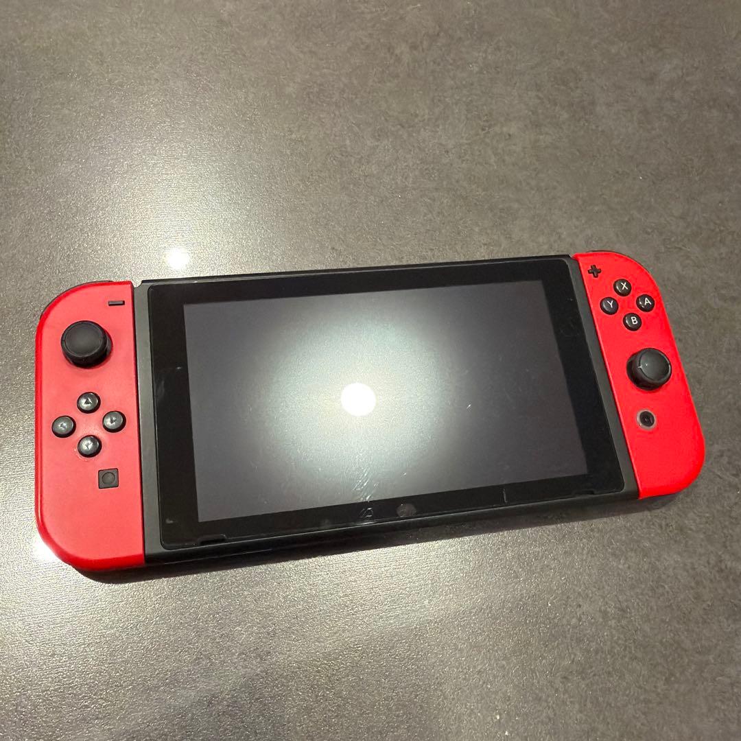 p*o様 Nintendo Switch 本体 マリオオデッセイ限定モデル