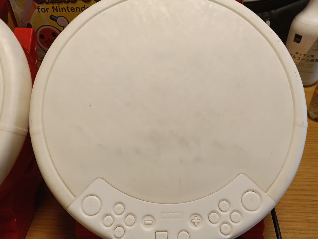 太鼓の達人 ソフトとホリ製のタタコン2台です