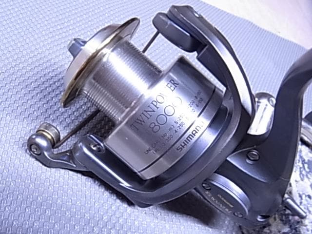 SHIMANO シマノ　ツインパワー8000 番リール
