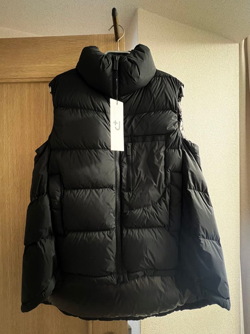ぼーの様売約済み★ユニクロ +J ブラック 黒 ダウンベスト Mサイズ