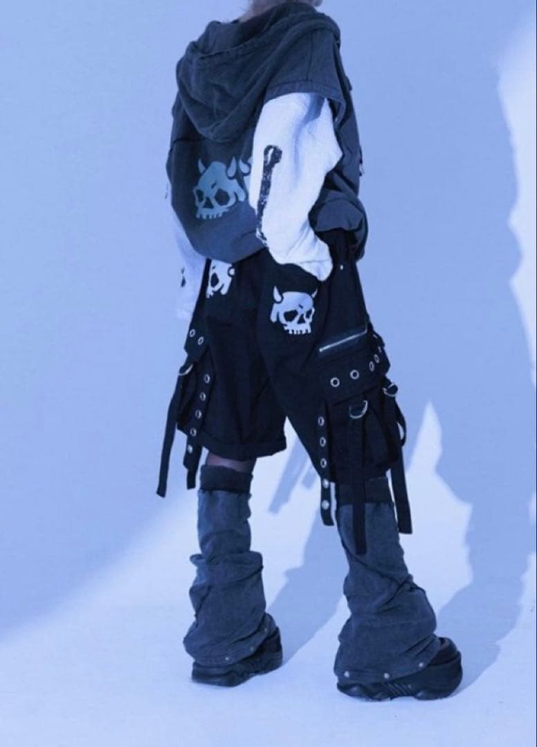 Gamchu【ガムチュ】背面鬼面Two-Shot ハーフパンツ 破壊骨りあ