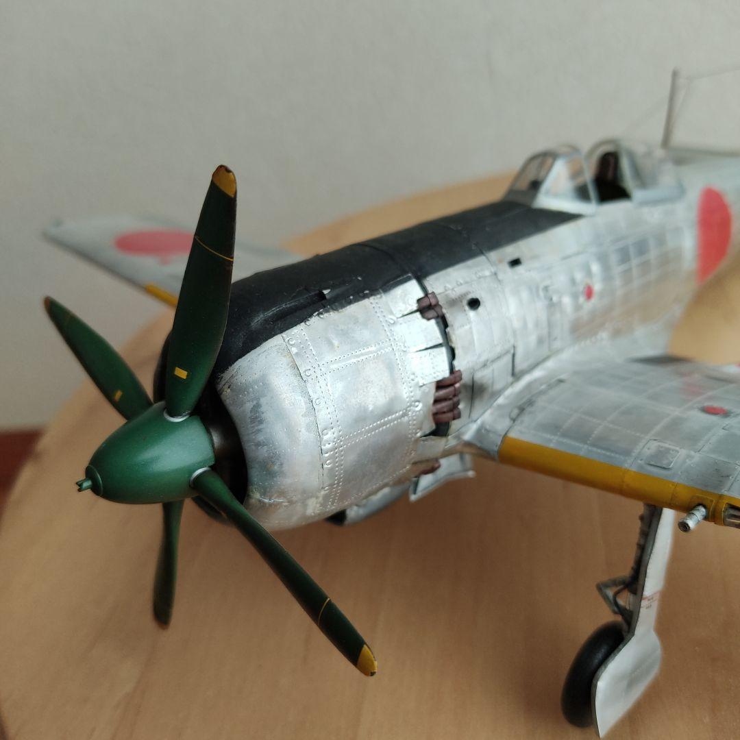 完成品　中島　キ84　四式戦闘機　疾風　1/32　ハセガワ
