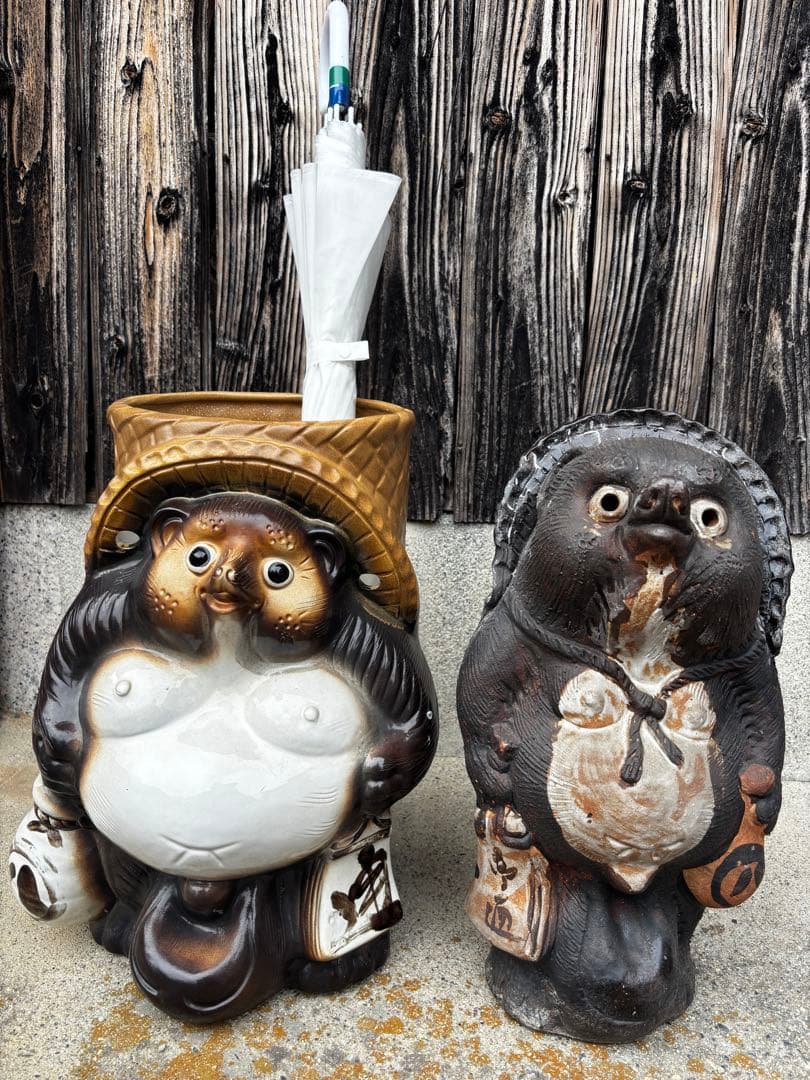 信楽焼 たぬき 2体セット 傘立て＆置物 商売繁盛 縁起物 陶器製 昭和レトロ