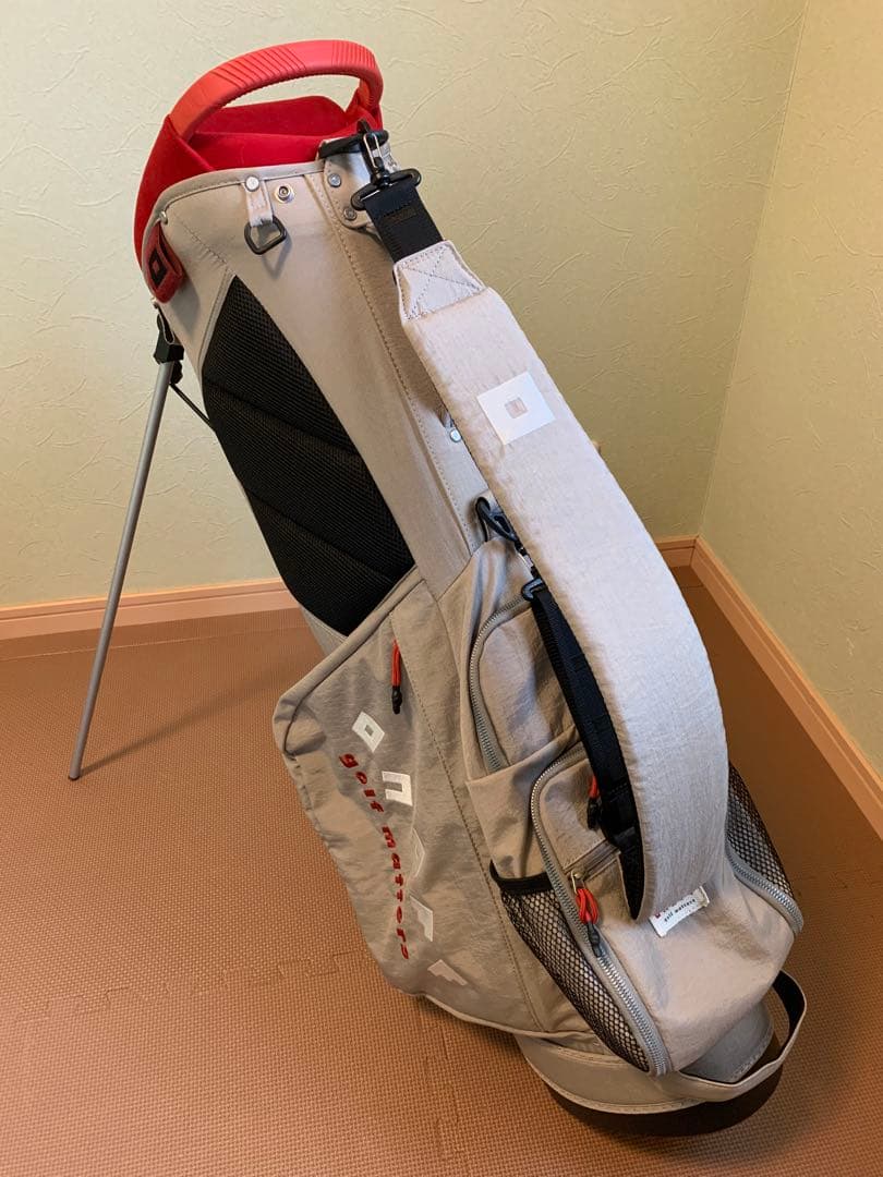 ONOFF ゴルフスタンドバッグ サンドベージュ