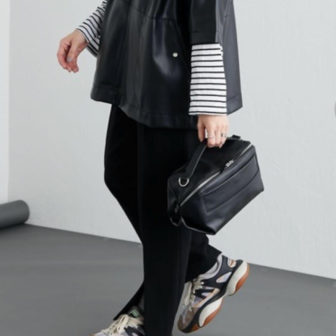 ear PAPILLONNER 牛革 ショルダーバッグ 黒 ブラック