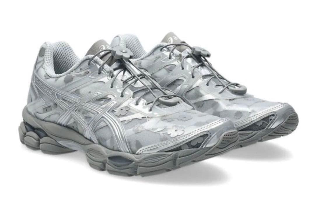 希少 asics セシリーバンセン GEL-CUMULUS 16 22.5cm