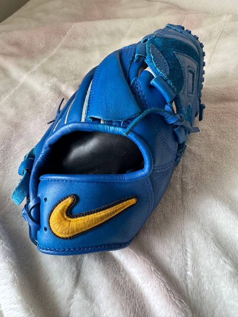 NIKE 岩隈モデル　グローブ　軟式用　限定生産品