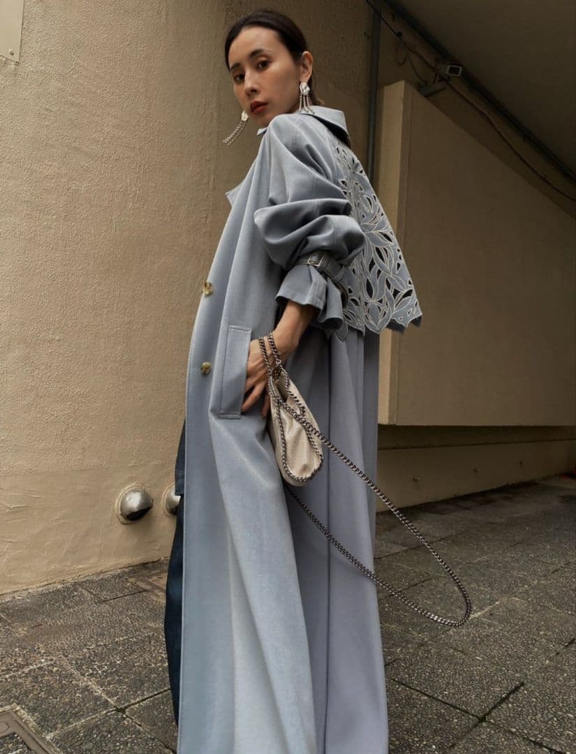 ジャケット・アウター BACK CUTTING LACE COAT