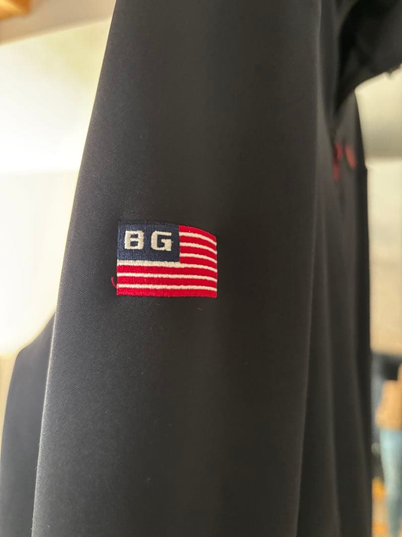 ブリーフィング パーカー