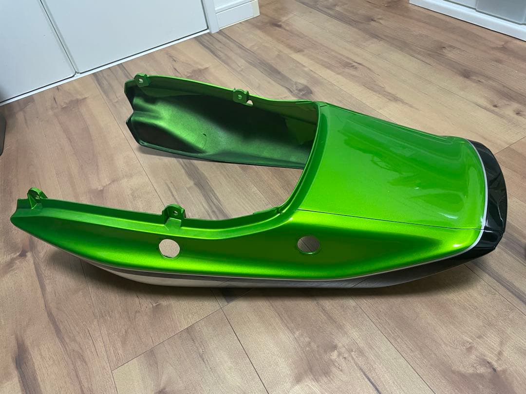 zrx1200r カウル　フェンダー　リヤ