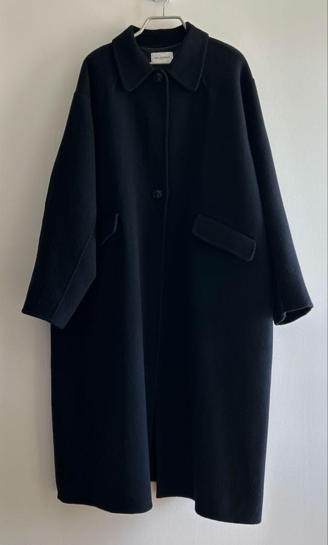 かぐれ　リバーステンカラーロングコート　BLACK