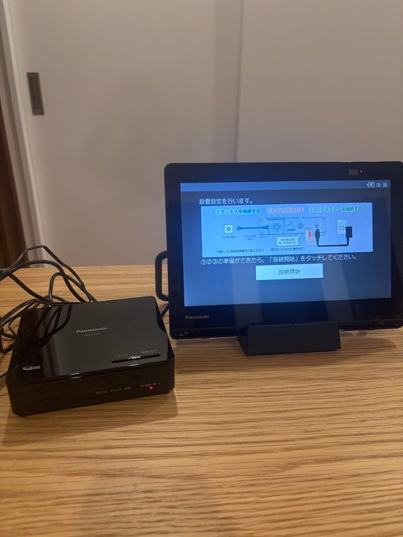 とも Panasonic ポータブルテレビ UN-10L12D