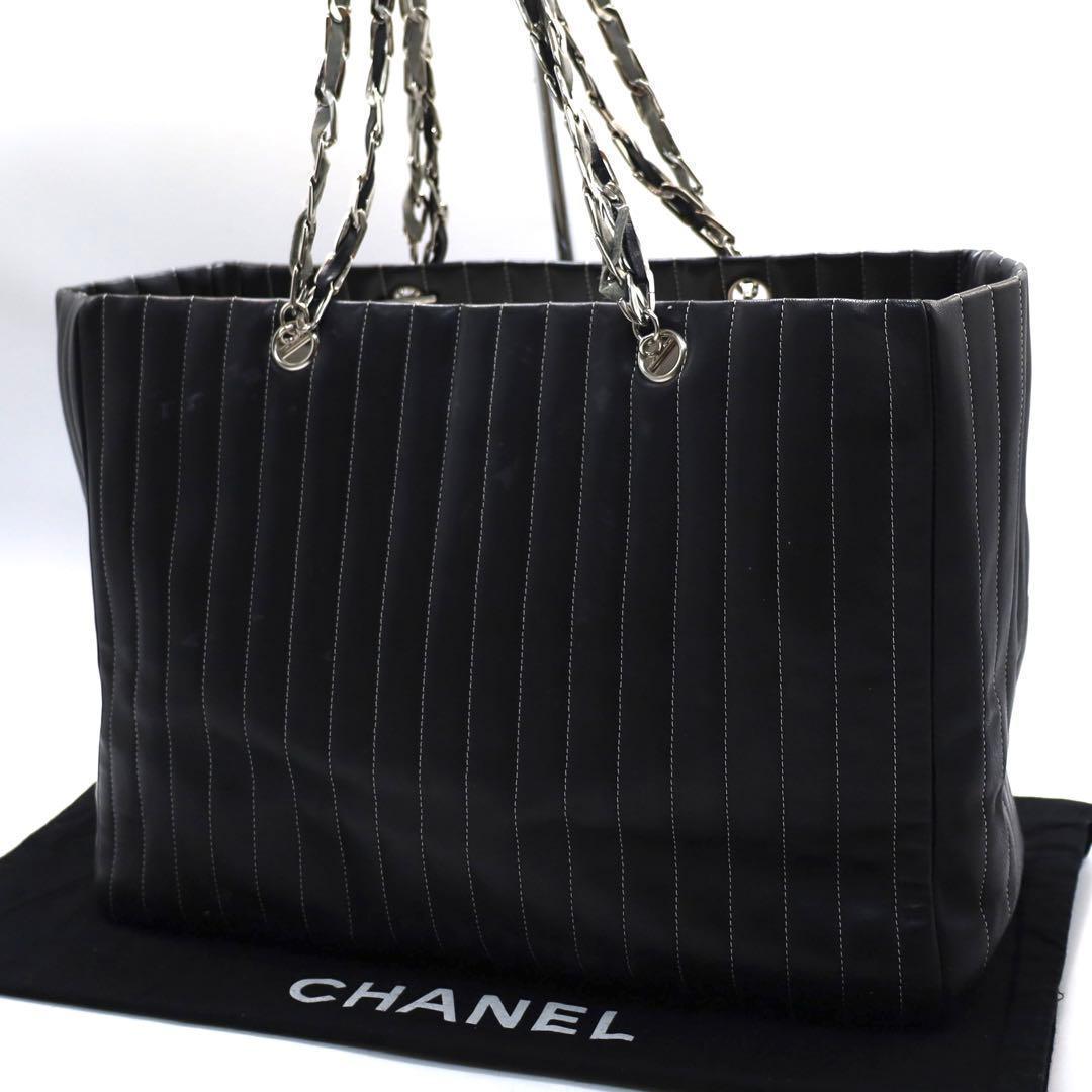 【美品】 ニューマドモアゼル　チェーントートバッグ　ブラック　ラムスキン