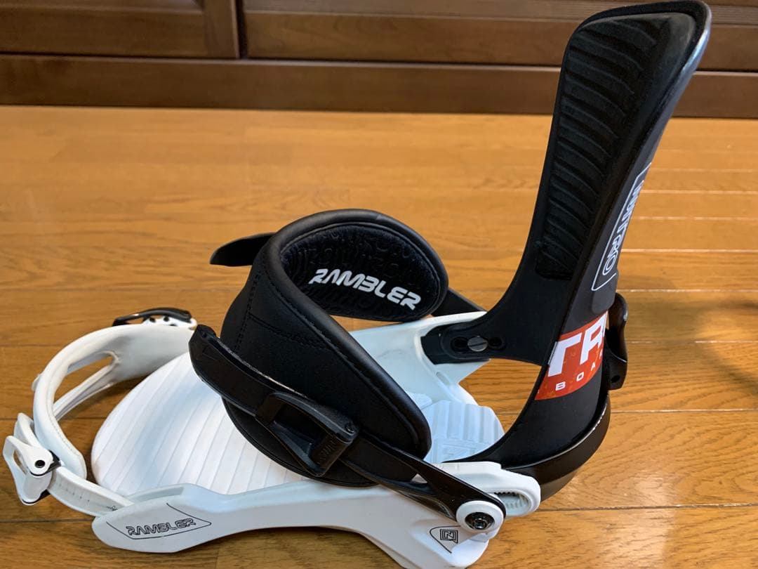 ビンディングNITRO RAMBLER M size 2022-23