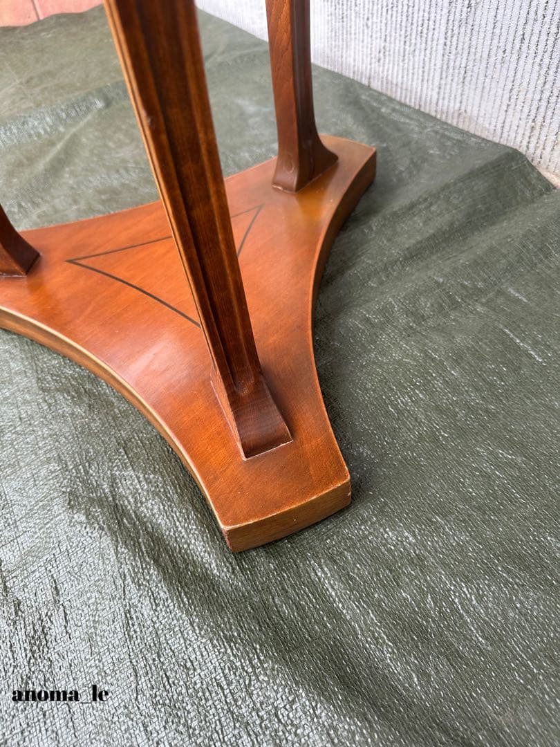 【サイドテーブル】木製　イタリア　オケージョナル　飾り台　花台　インテリア◎