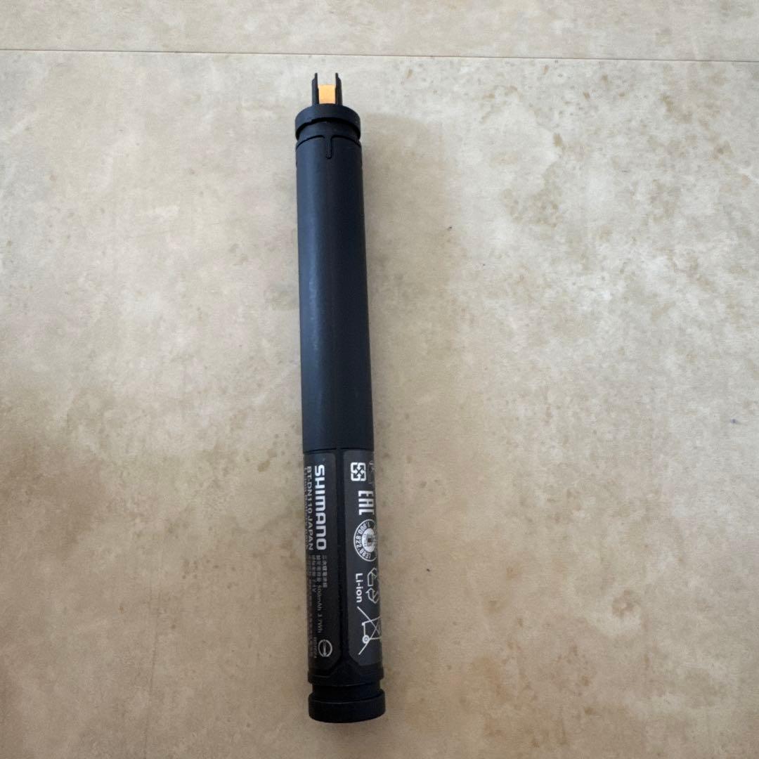 【美品】シマノ di2バッテリー bt-dn110