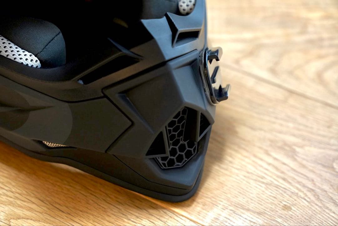 O'NEAL 2S ブラック モトクロスヘルメット