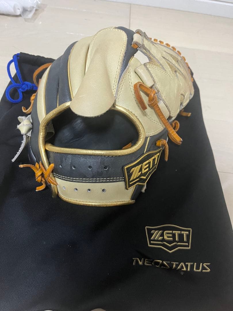 ZETT NEO STATUS 軟式グローブ ベージュ/ネイビー