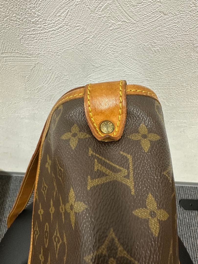 特価SALE ‼️ルイヴィトン　モノグラム　ソミュール35 シリアルナンバー有り