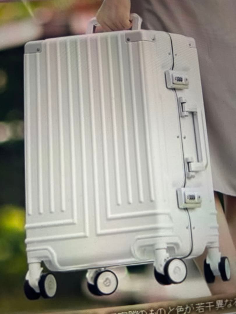 ランバンオンブルースーツケース　32L