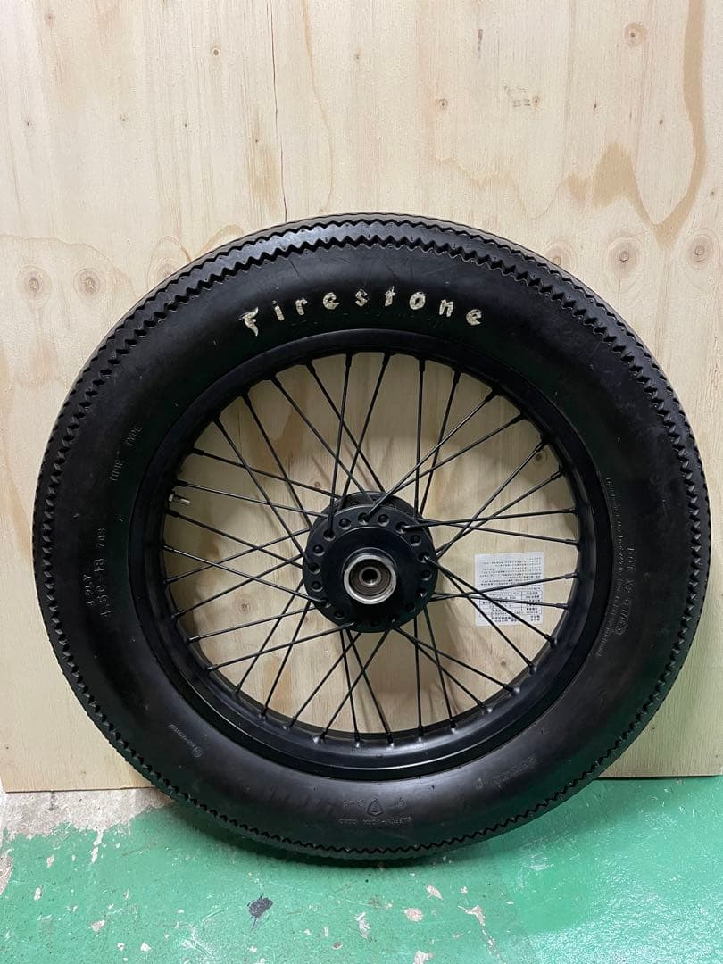 グラストラッカーフロントホイール Firestone