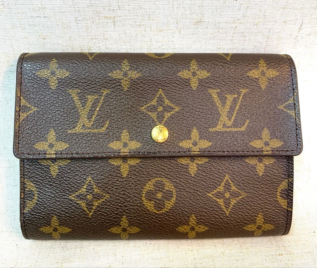 ルイヴィトン　ポルトトレゾールエテュイパピエ