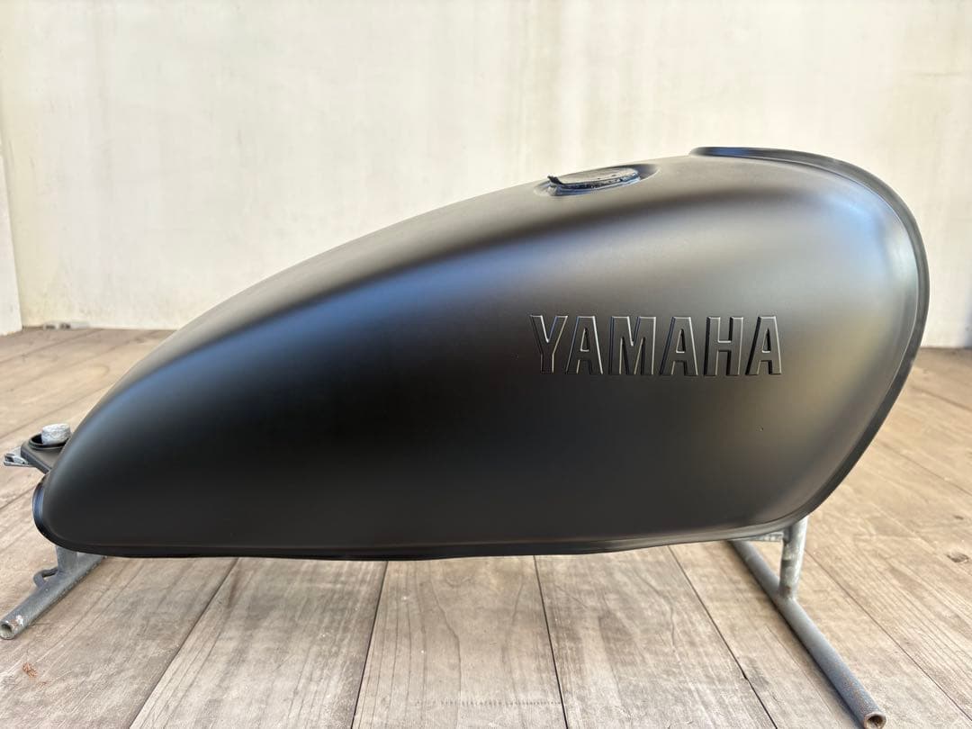 恋*雨様 SR400（インジェクション用）　マットブラックタンク　自家塗装