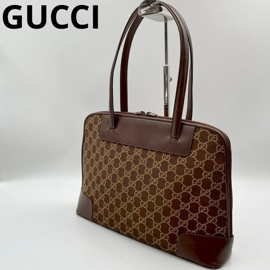 美品　グッチ　GGキャンバス　トートバッグ　A4対応　定番　総柄　ブラウン