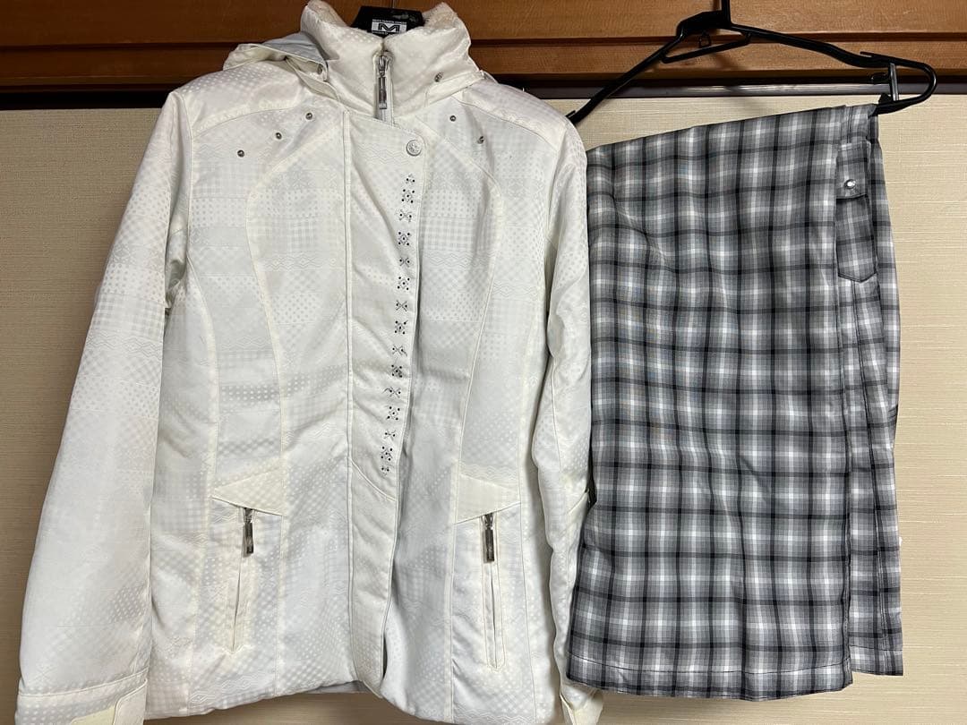 ゴールドウィン スキーウェア 女性用 ホワイト