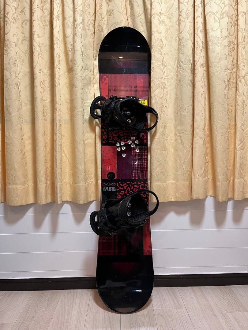 RIDEスノーボード板　BURTONバインディング・持ち運びカバー付き