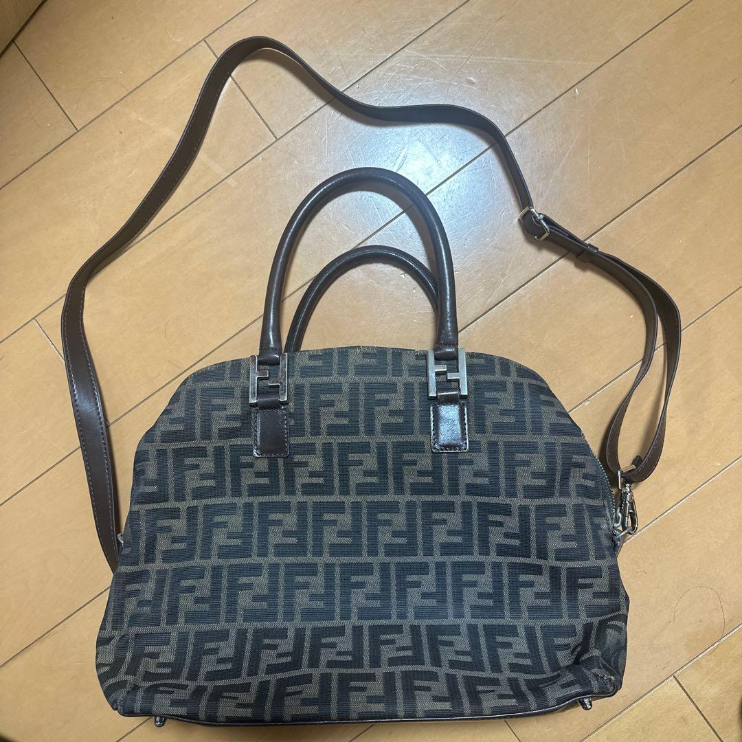 Fendi ショルダーバッグ