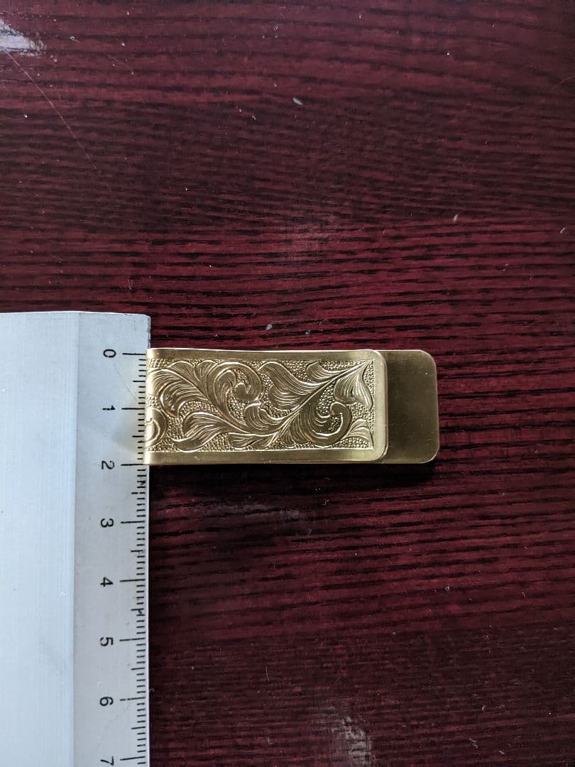 エングレービングマネークリップ