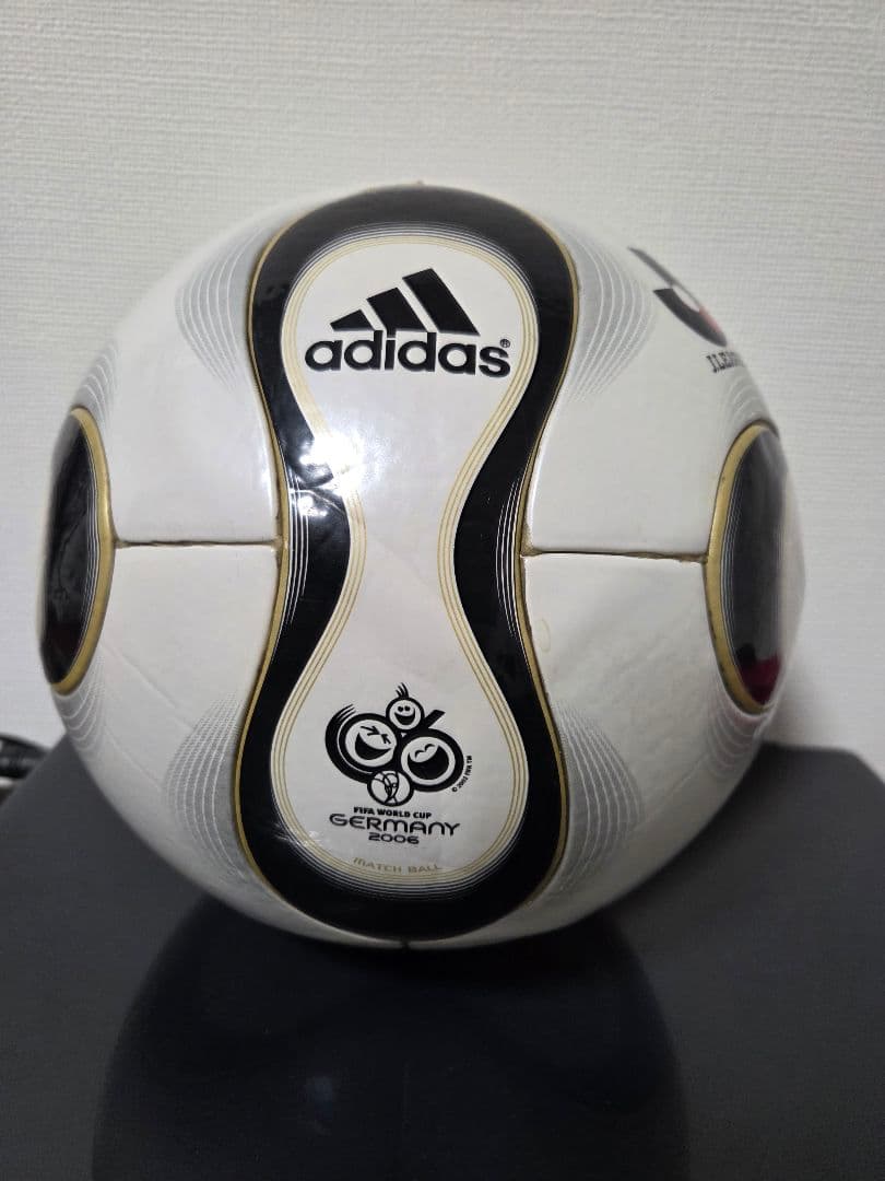 adidas チームガイスト サッカーボール 5号 ジャブラニ